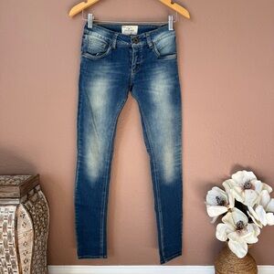 Women's Denim Skinny Jeans